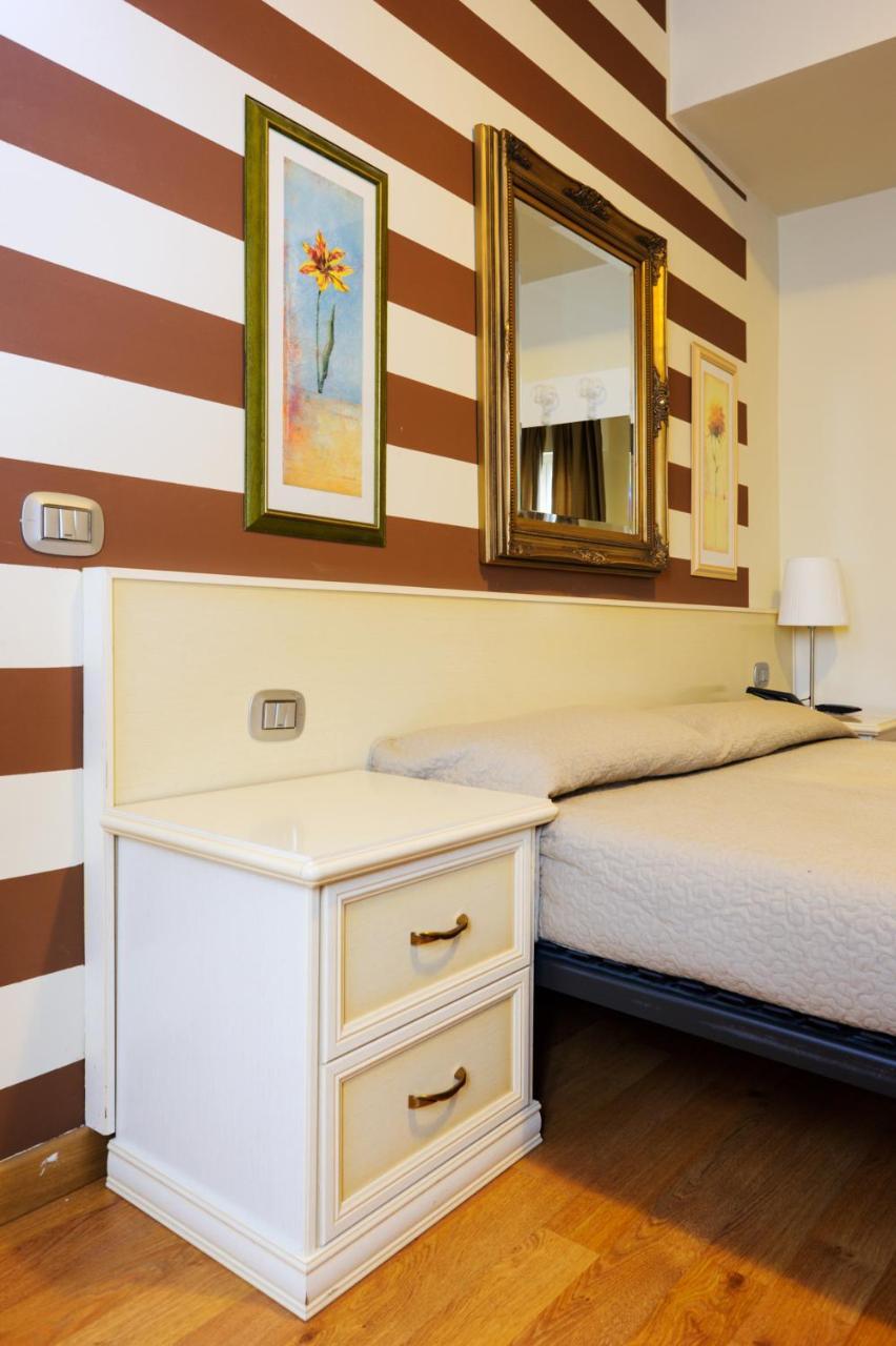 Hotel San Giorgio Tavazzano Buitenkant foto