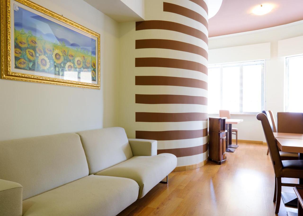 Hotel San Giorgio Tavazzano Buitenkant foto