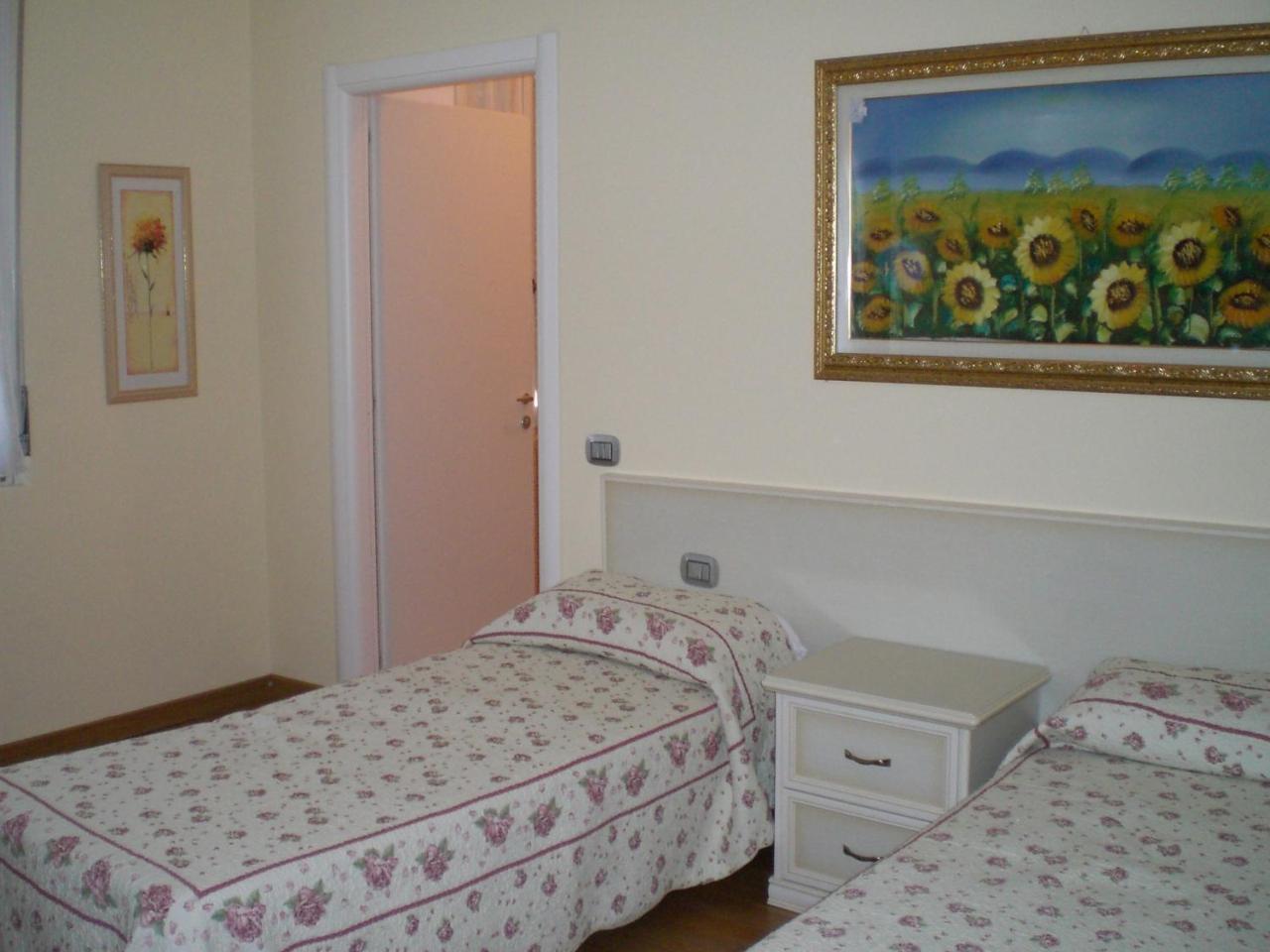 Hotel San Giorgio Tavazzano Buitenkant foto